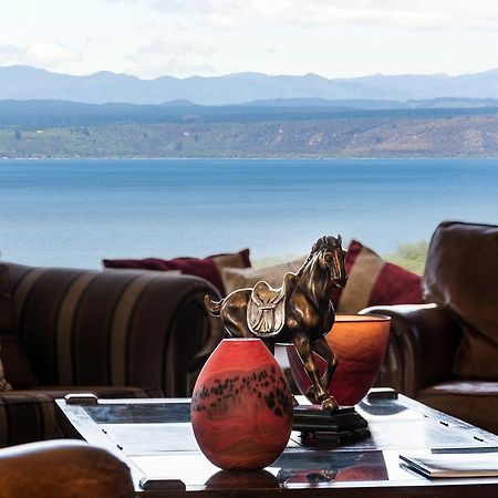 אגם טאופו The Flying Trout Boutique Lodge מראה חיצוני תמונה