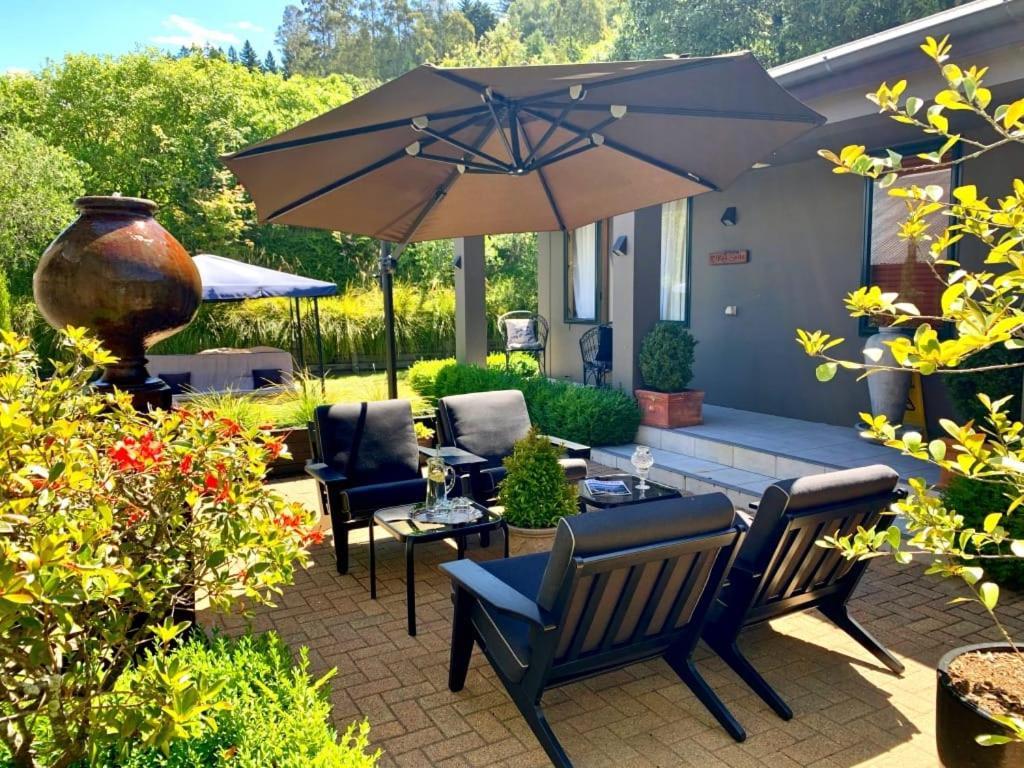 אגם טאופו The Flying Trout Boutique Lodge מראה חיצוני תמונה